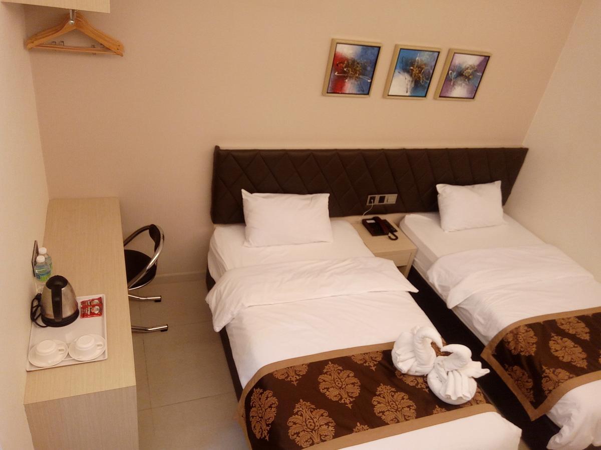 Golden Leaves Hotel Malacca Exterior foto